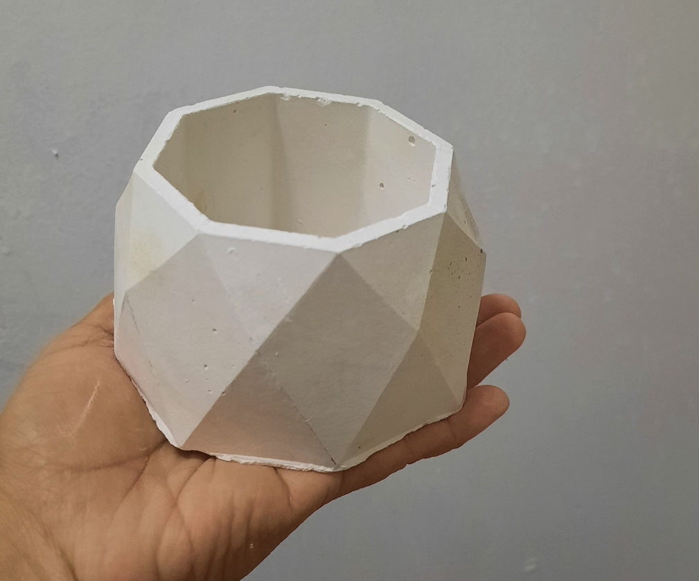 Maceta hexagonal mediana (153)