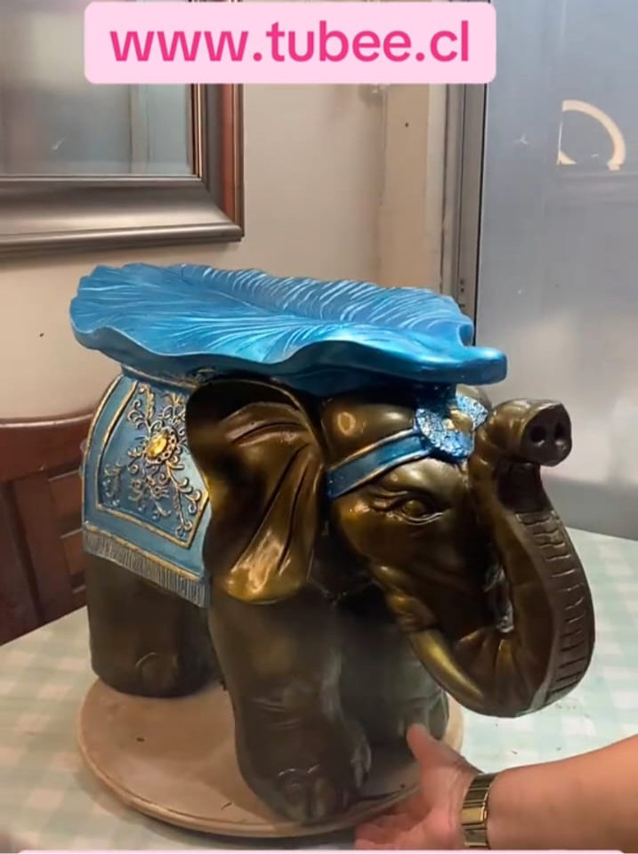 Elefante indú pintado a mano