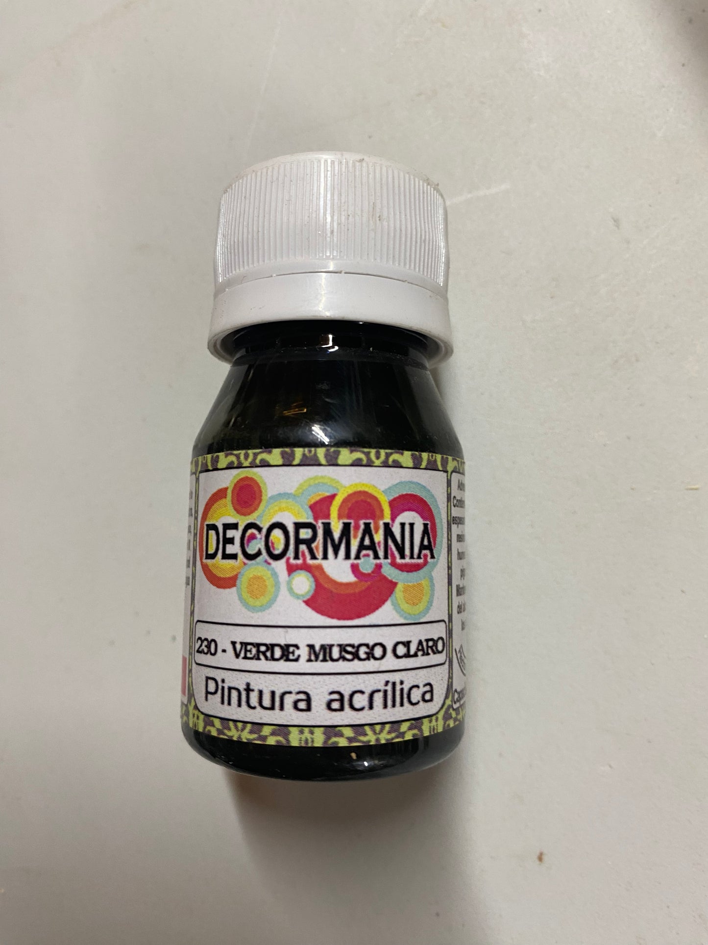 Pintura acrílica verde musgo claro