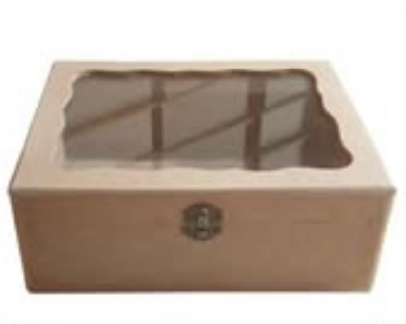 Caja de té con vidrio 4 divisiones con cierre de metal
