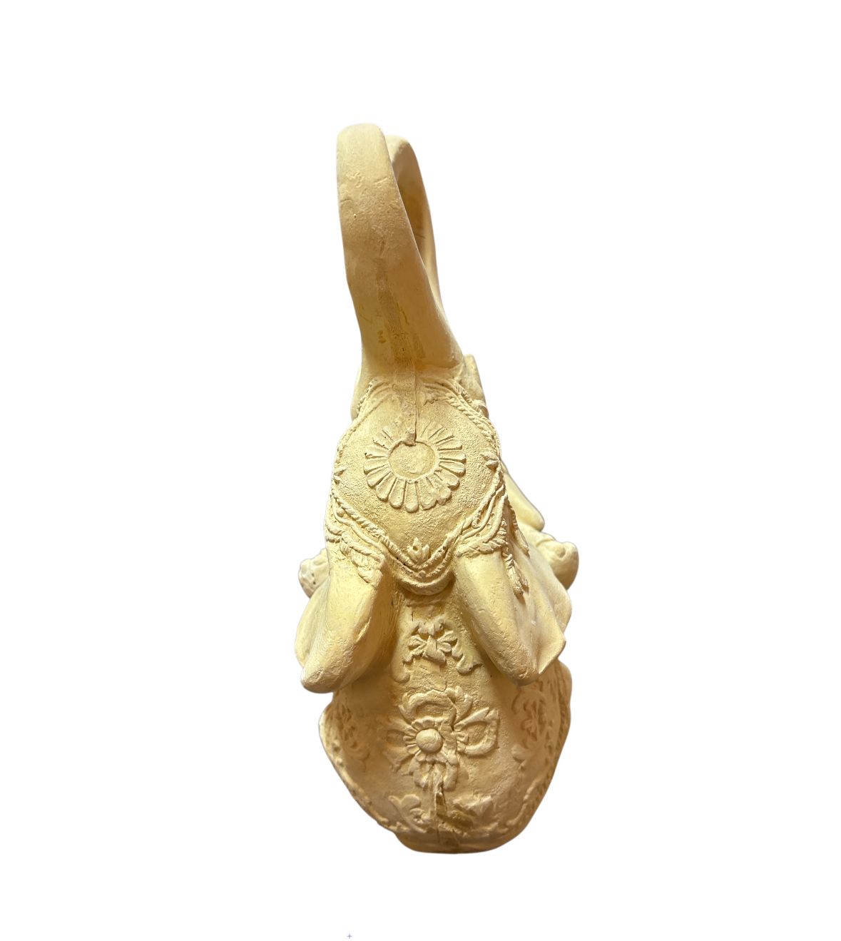 Elefante corazón. 22cm alto x 18 ancho