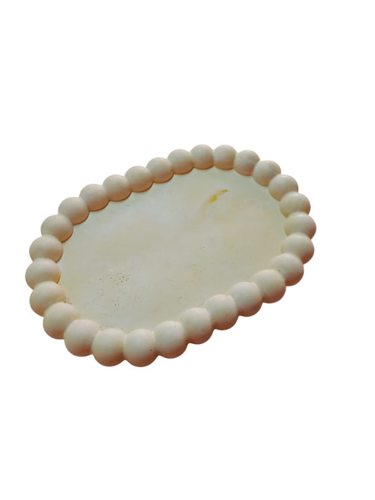 Plato ovalado pelotitas
