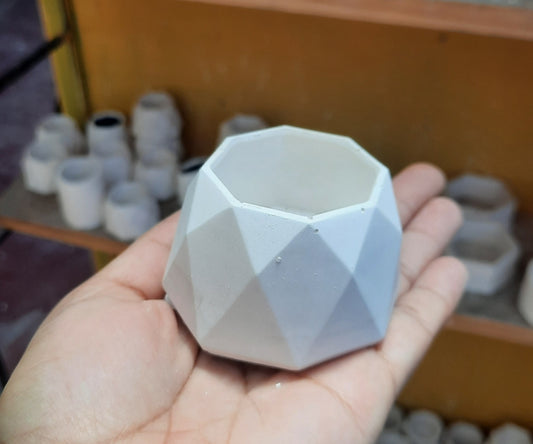 Maceta souvenir hexagonal alto (191)