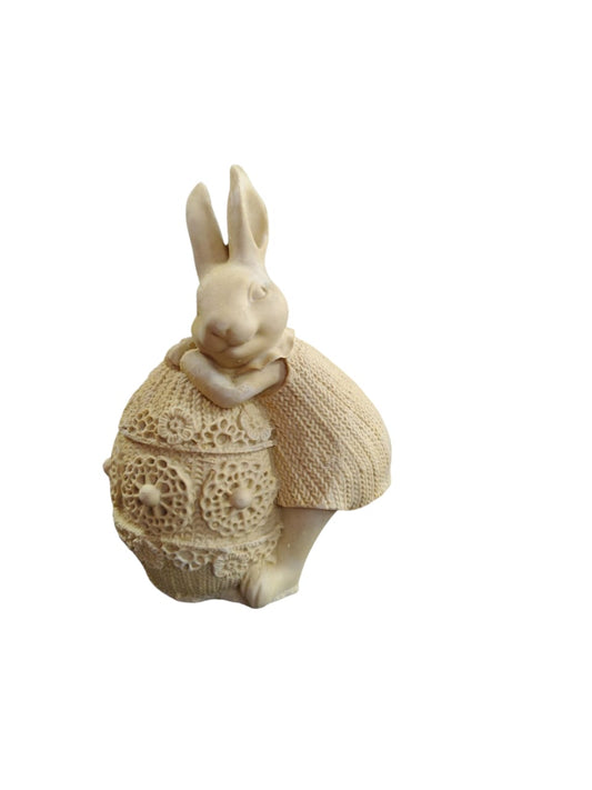 Coneja en huevo pascua (742)