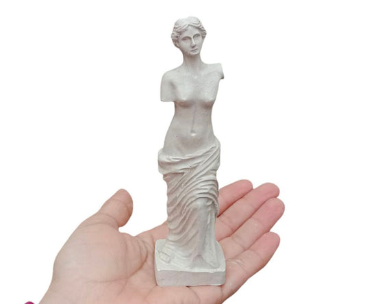 Venus pequeña (619)