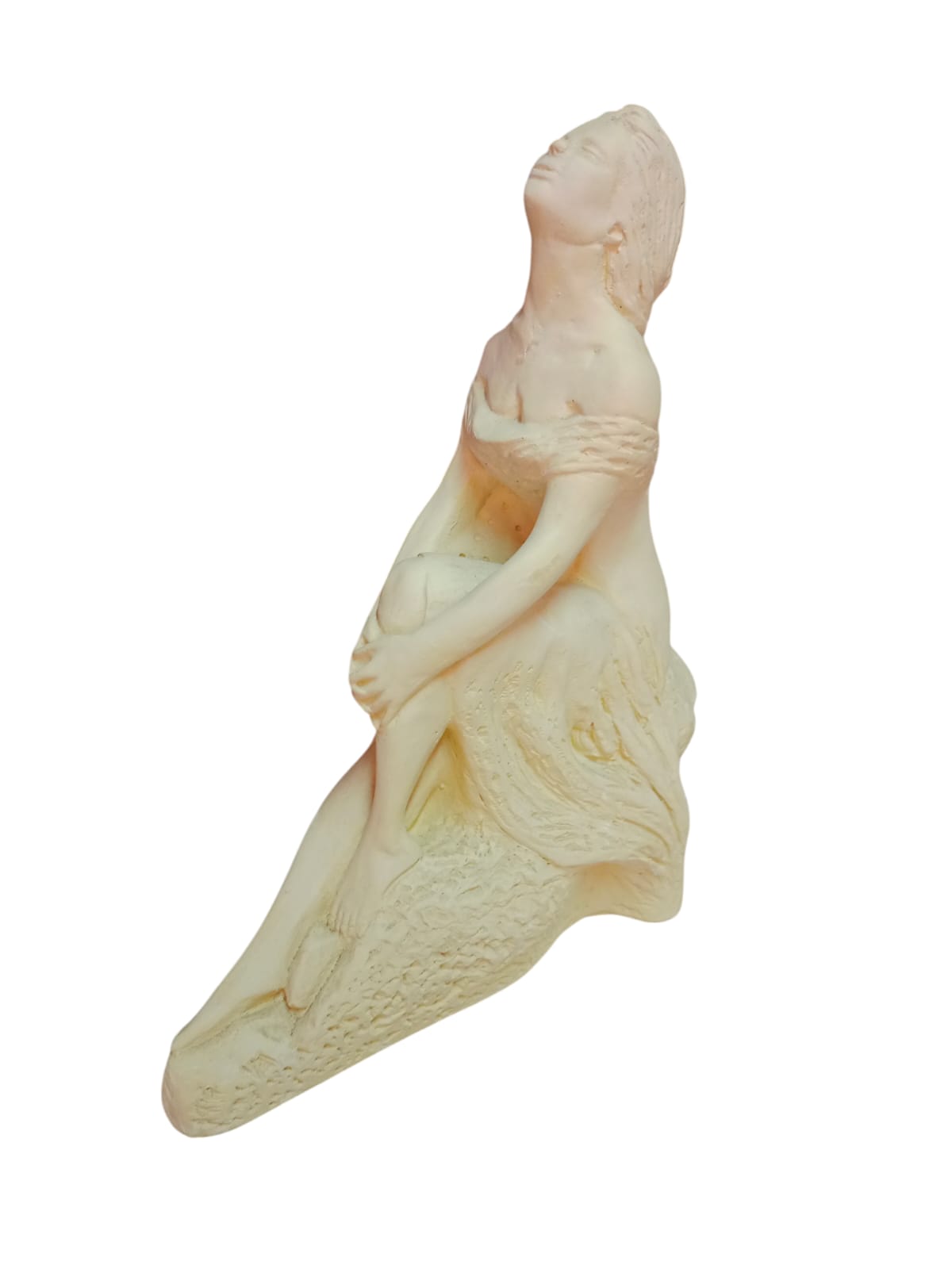 Mujer en la piedra
