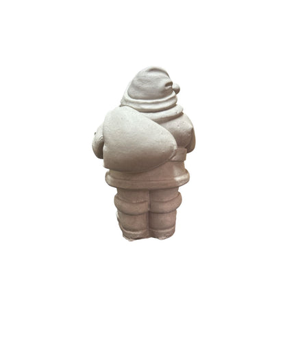 Pascuero pequeño (909) 10 cm alto x 7 cm ancho