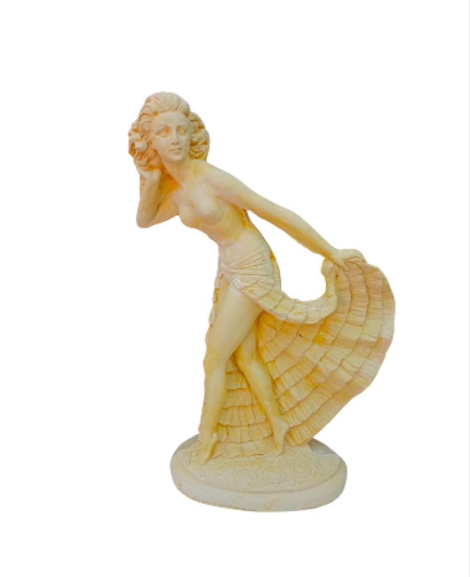 Española 42 cm alto x 19 cm largo