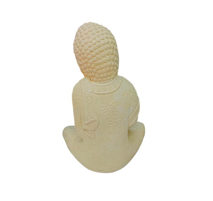 Buda mano en la cara