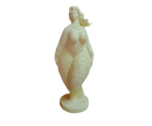 Escultura Botero (ziña) 46 cm alto x 18 cm ancho