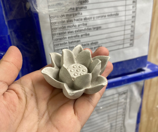 Flor loto porta incienso (357)