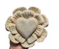 Corazón margarita 14,5 CM ancho  (87)