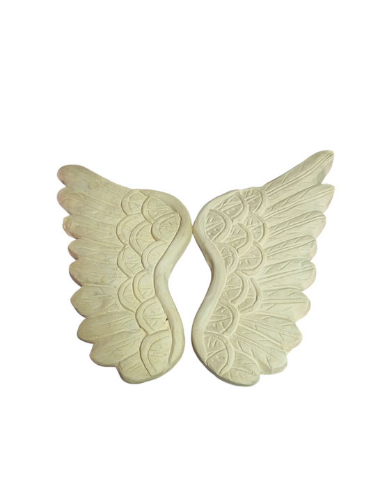 Alas con gancho para colgar (separadas) 22 cm ancho x 33 cm largo