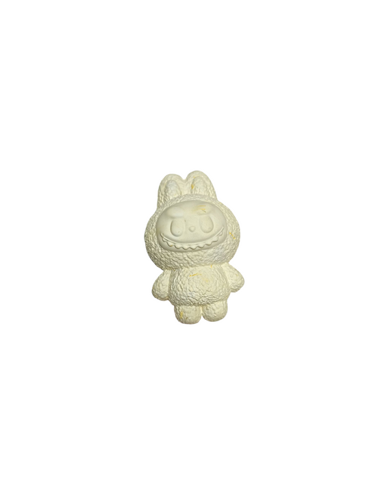 Labubu (914) 9 cm alto x 5 cm ancho