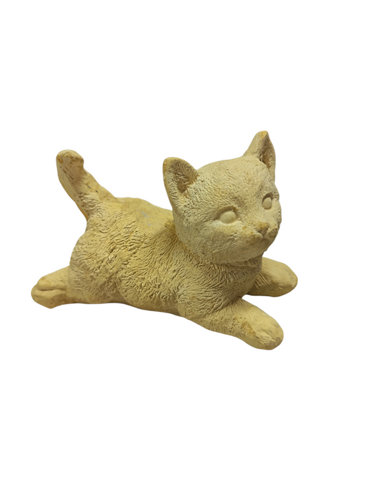 Gato cola levantada 14x9 cm