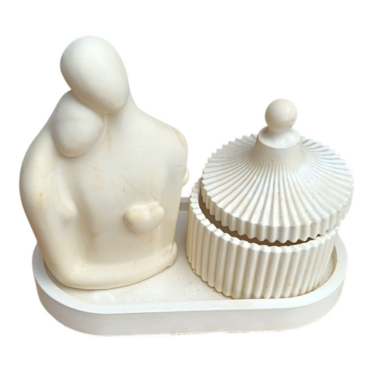 Enamorados con cofre